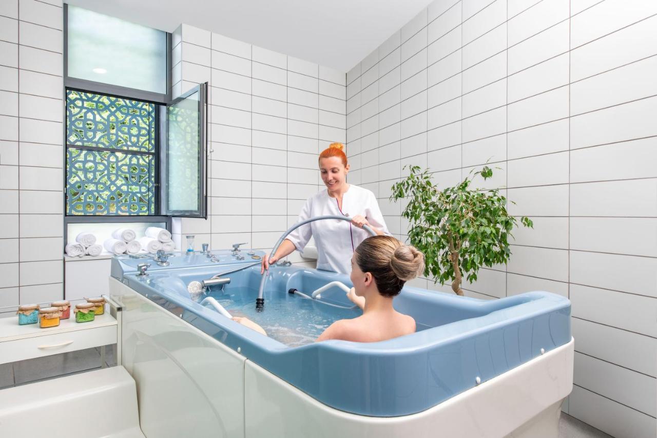 Sairme Hotels & Resorts Exteriör bild